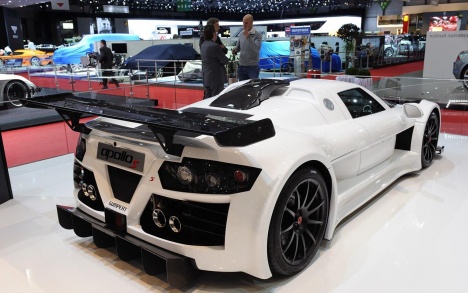 Gumpert Apollo S